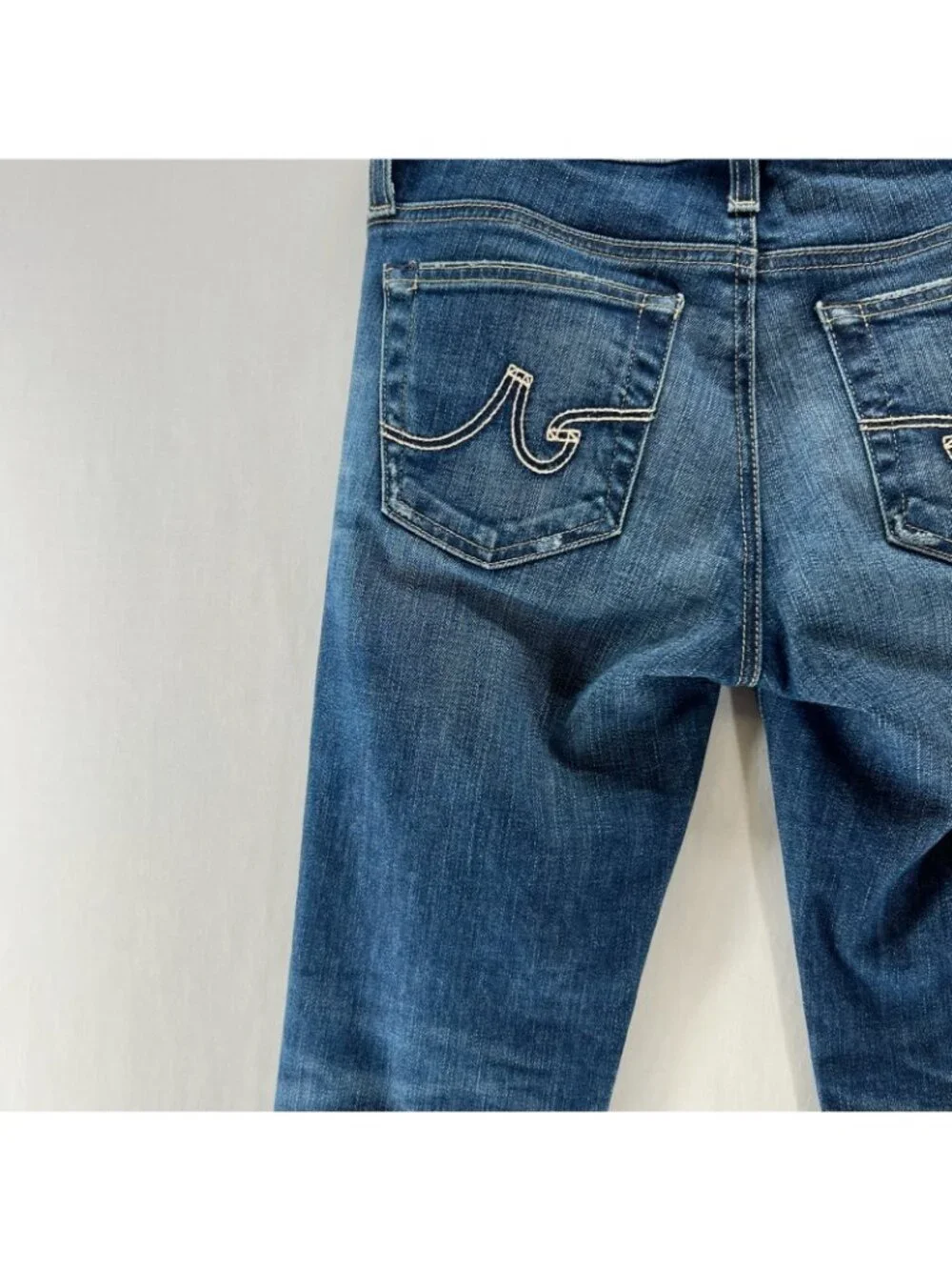 AG Adriano Goldschmied Stilt Crop Cigarette Jeans Size 26R Distressed Denim Blue